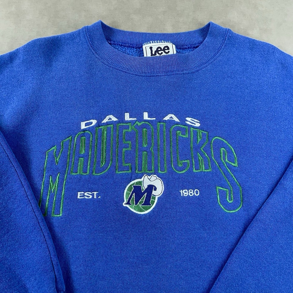 Vintage 90s NBA Dallas Mavericks‎ Large Sweatshirt Crewneck Blue Made In USA